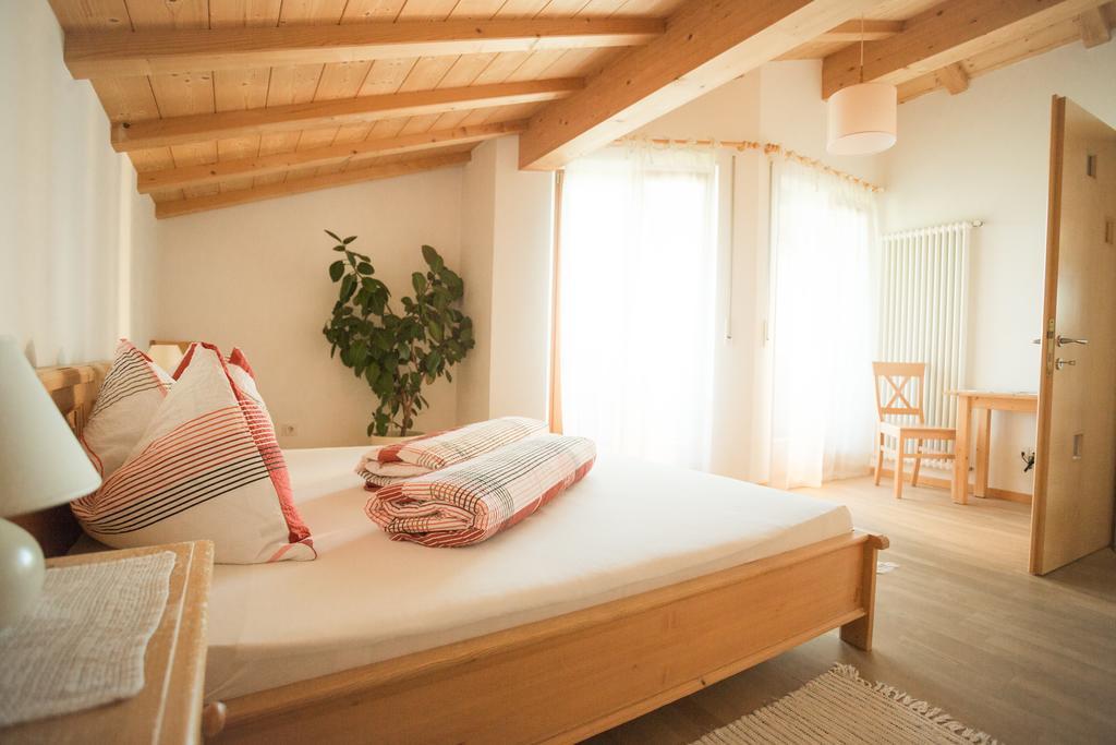 Villa Tollhof Bolzano Camera foto
